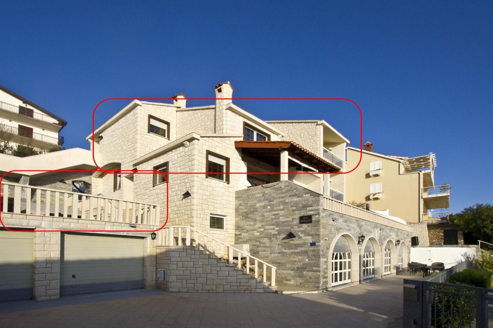 Luxury W Pool 3 Balconies Terrace & Sea View Apartment